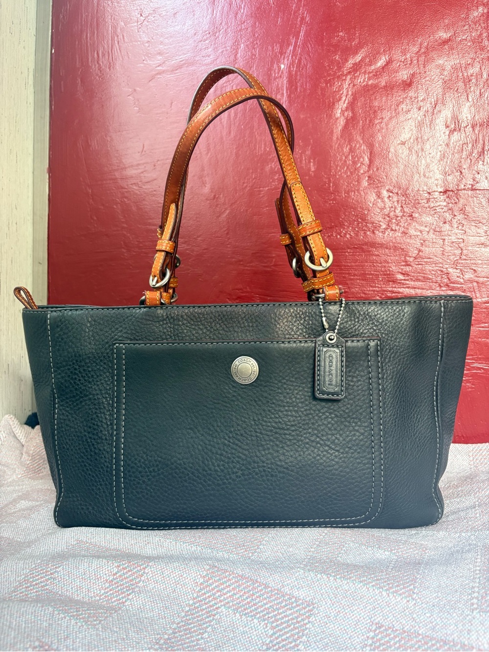 Coach Chelsea tote black tan Pebbled Leather authentic vintage 2006